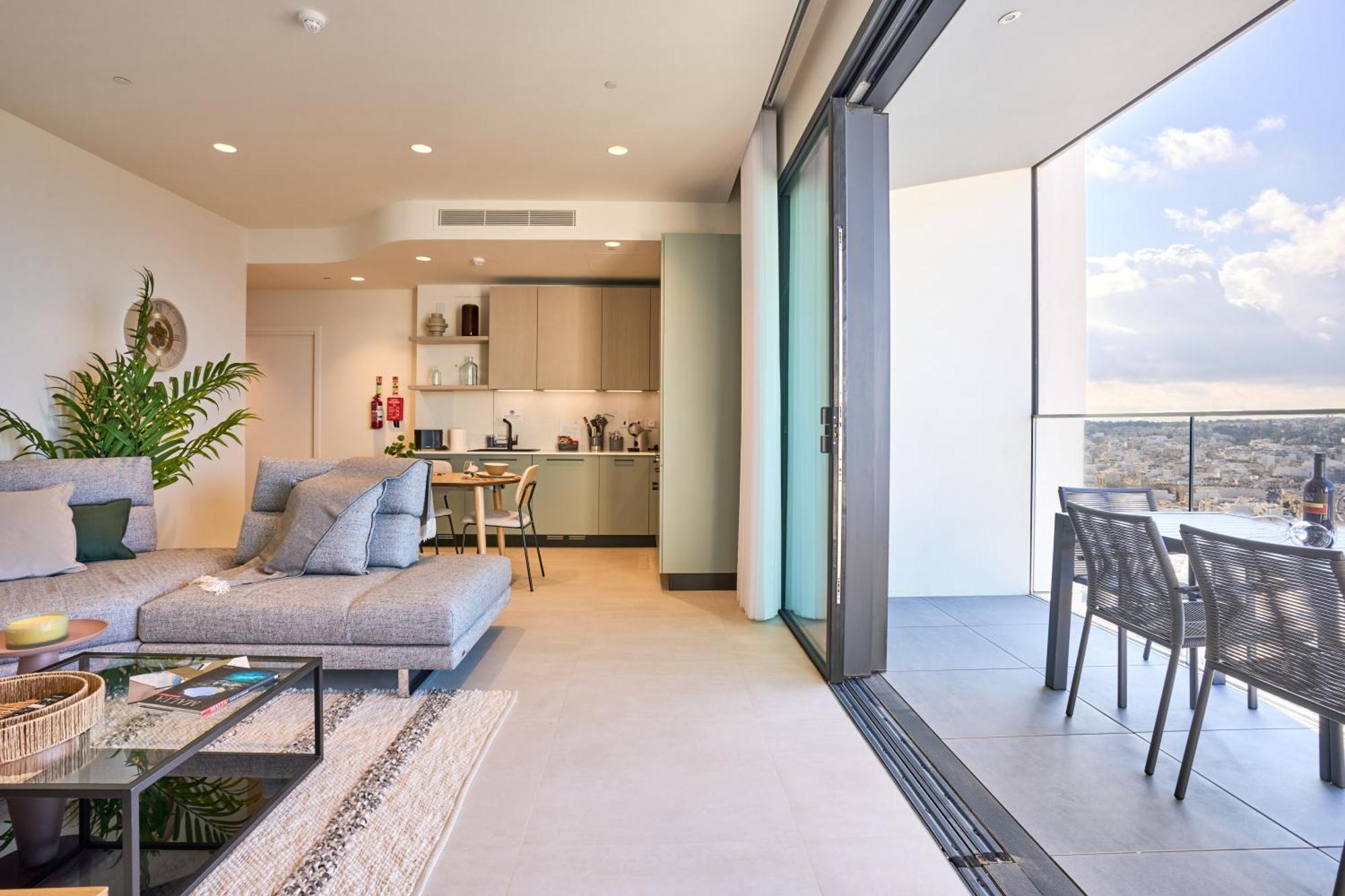 Enchanting One-bedroom On 25th Floor *