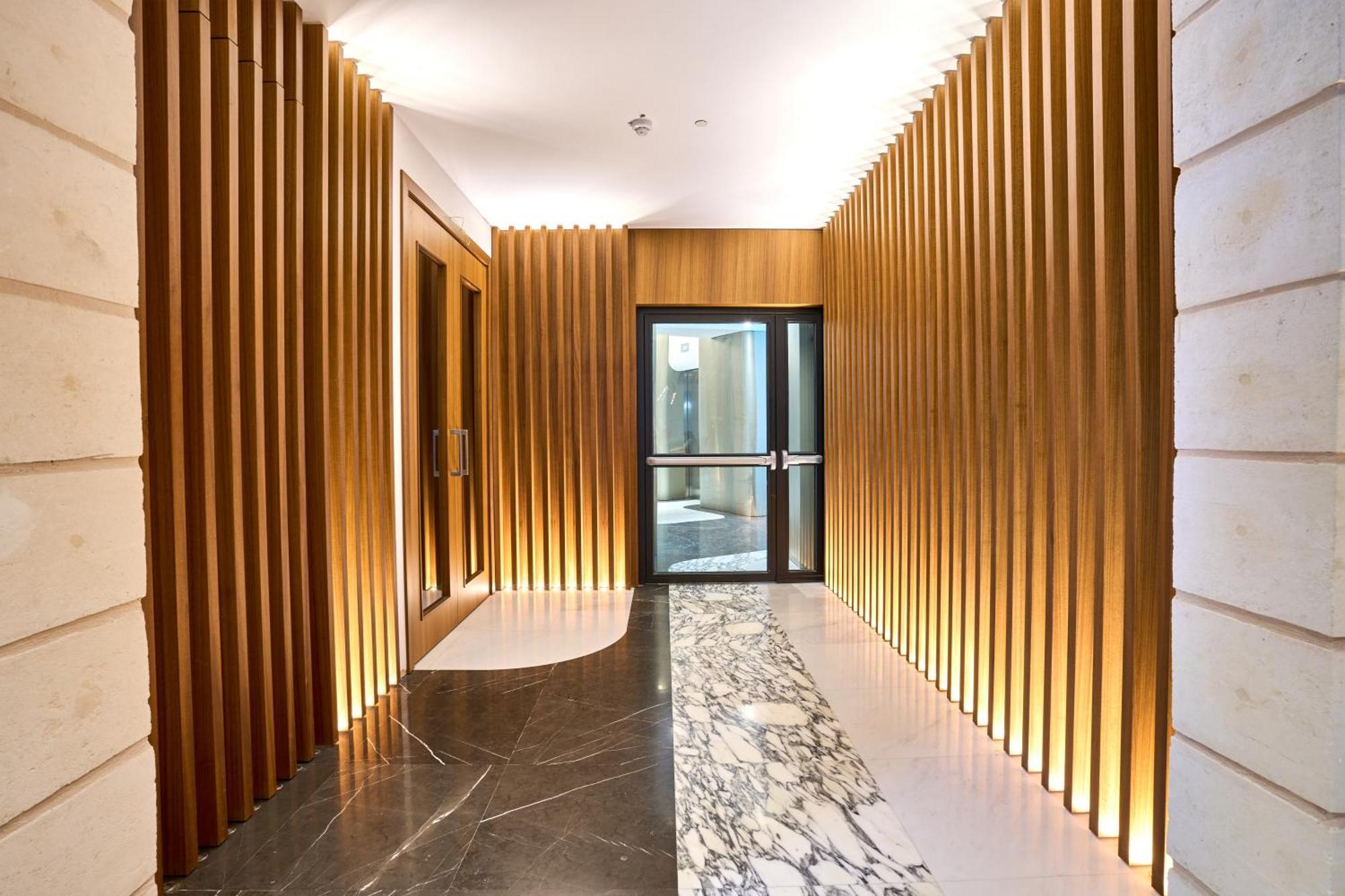 Enchanting One-bedroom On 25th Floor Saint Julian's